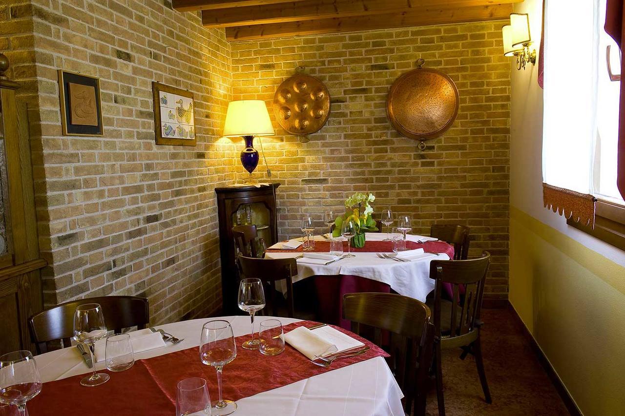 Osteria Alla Pasina Dosson エクステリア 写真